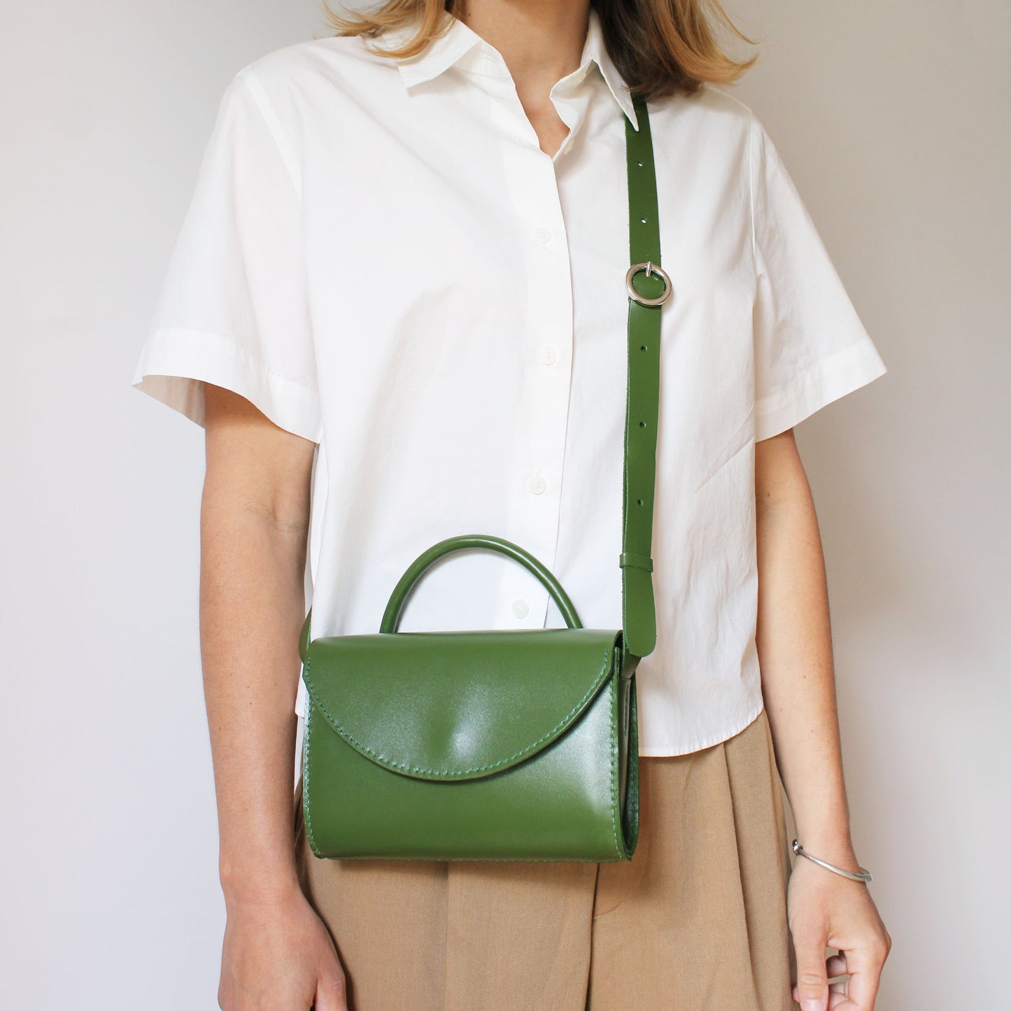 Sac Camélia Poignée / Cuir vert olive